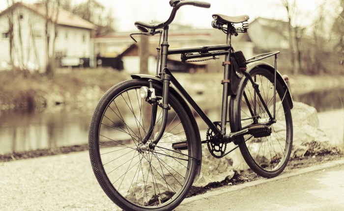 A bike, some undies, and a&nbsp;gun